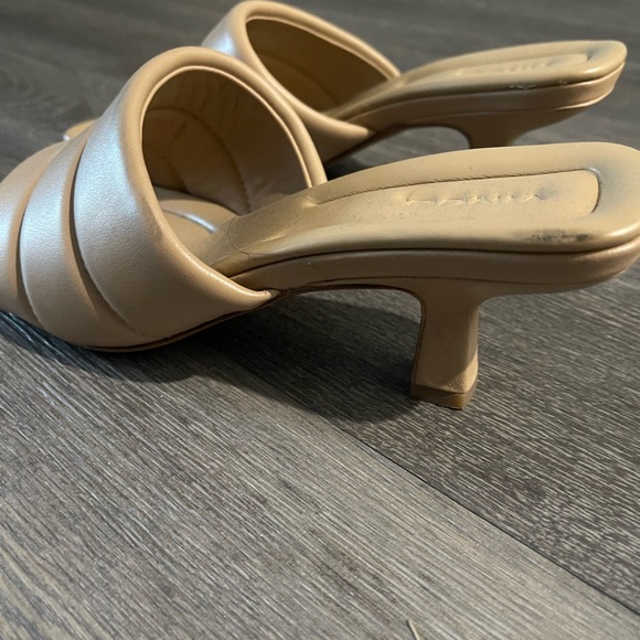 Vince Ceil Mule - Picture 3 of 3